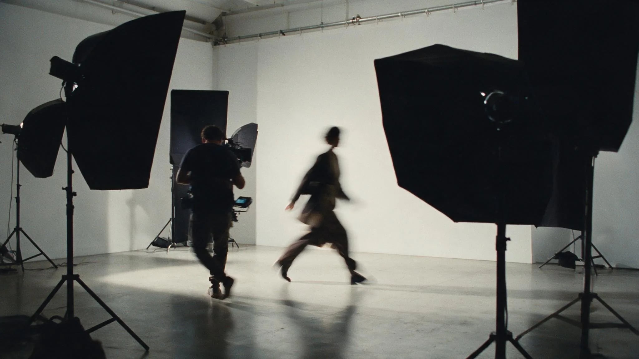 Produção de fashion film em São Paulo com direção criativa Produtora HMZT House Mazzutti Produção de fashion film em São Paulo com direção criativa Produtora HMZT House Mazzutti